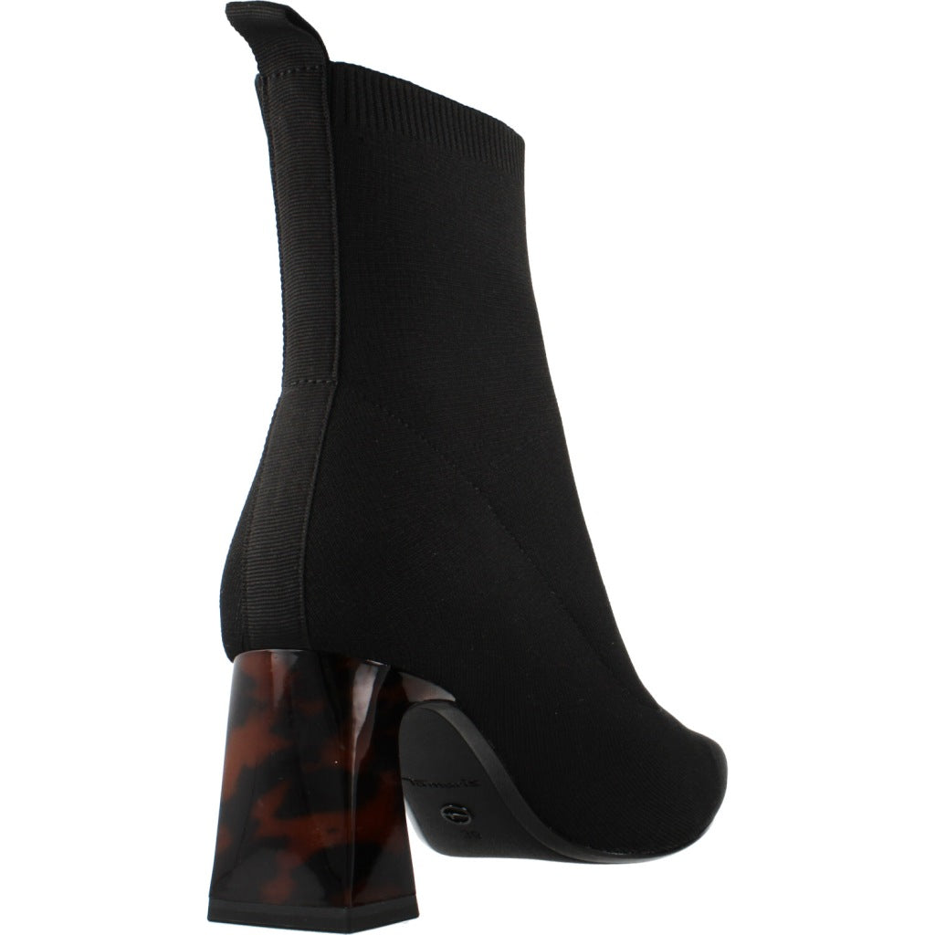 TAMARIS   BOTIN TACON en color NEGRO  (3)