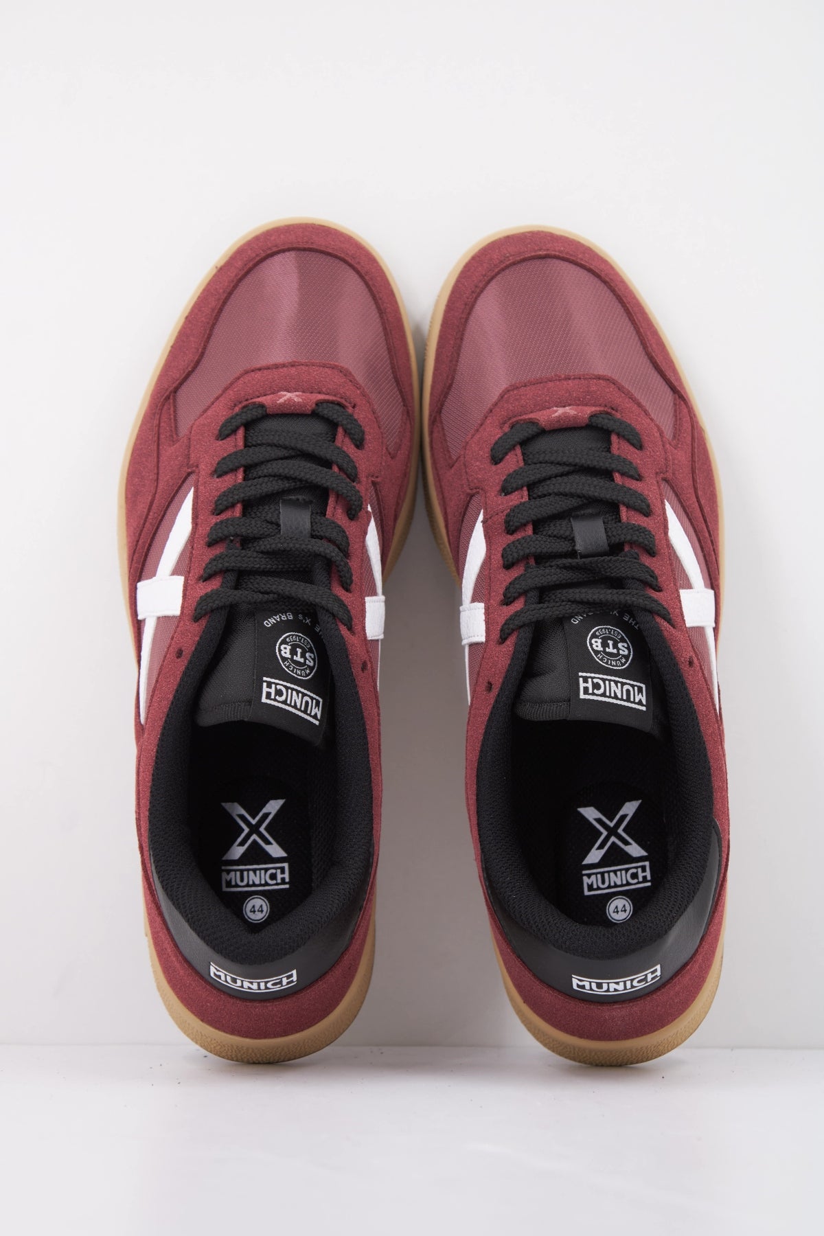 MUNICH SPORT ARROW  en color BURDEOS  (3)