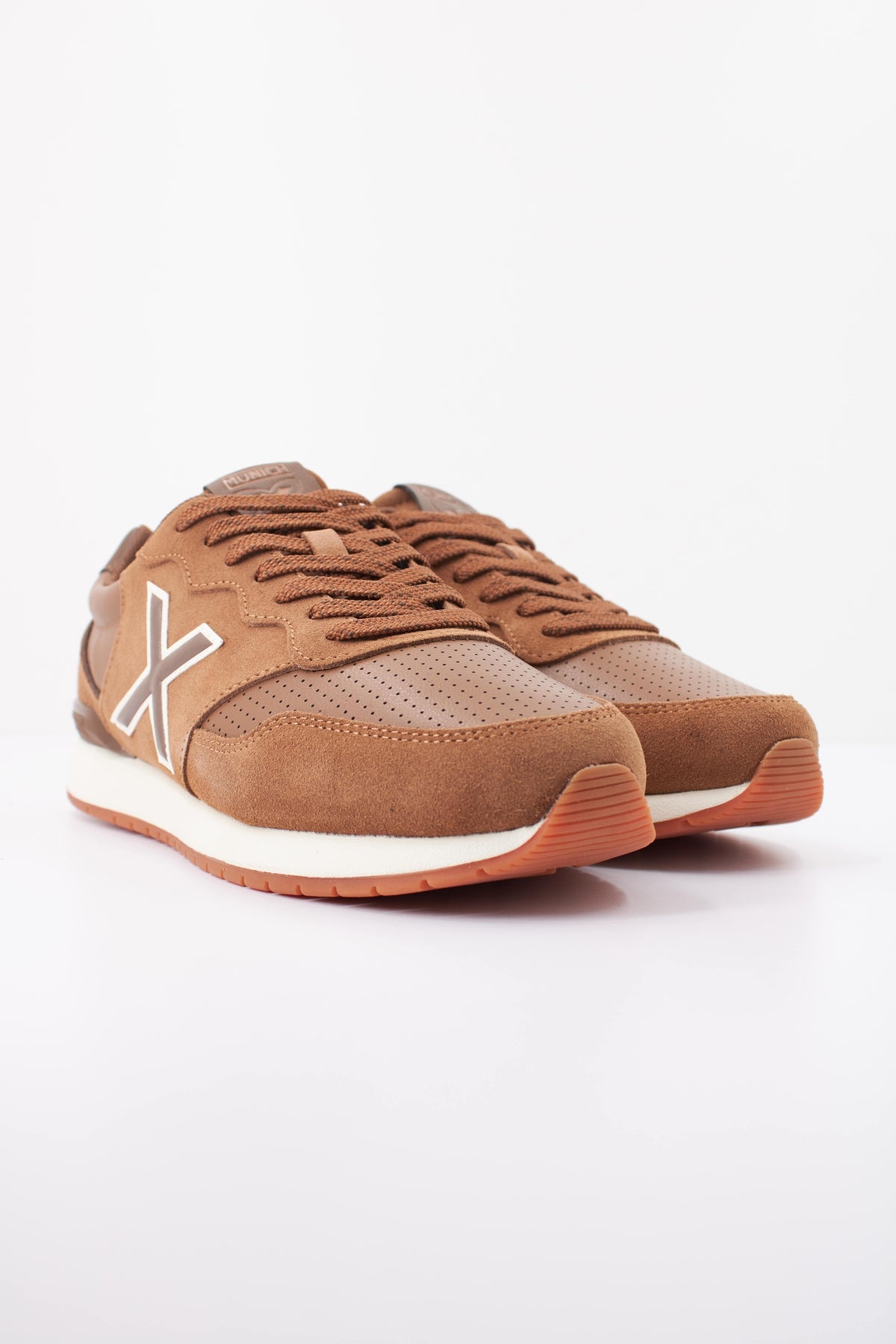 MUNICH SPORT DASH PREMIUM  en color MARRON  (2)