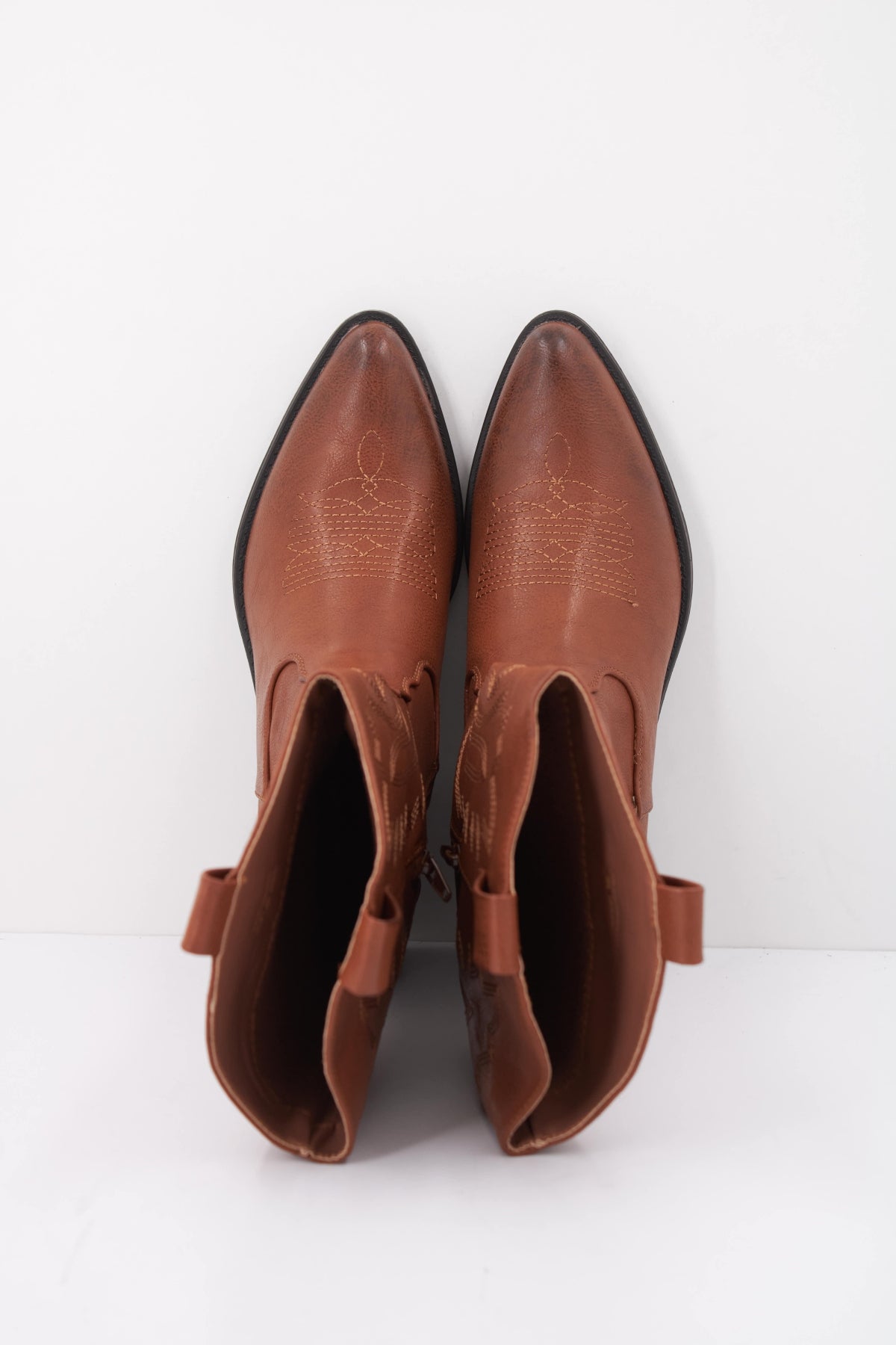 CLAUDIA GHIZZANI CC en color MARRON  (3)