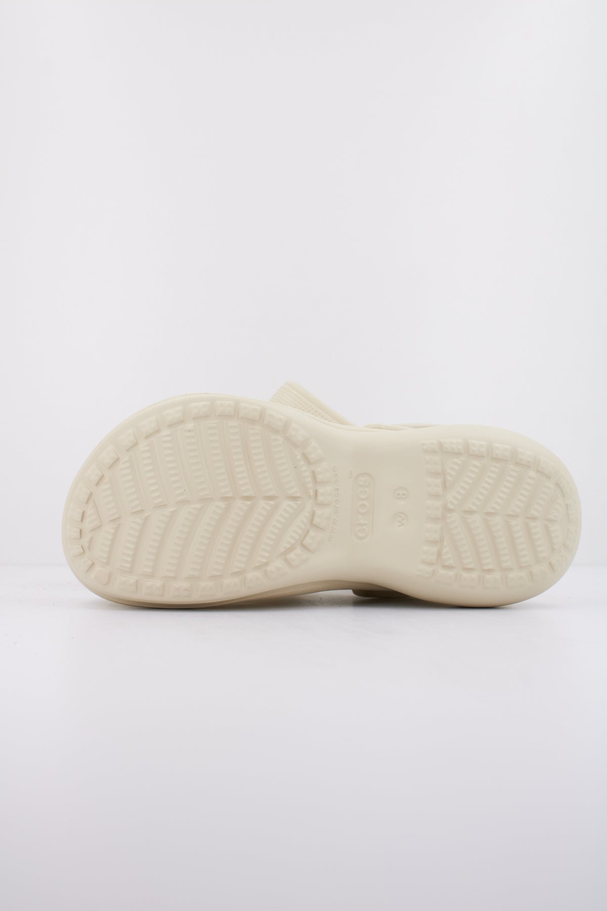 CROCS CLASSIC BAE CLOG en color BEIS  (5)