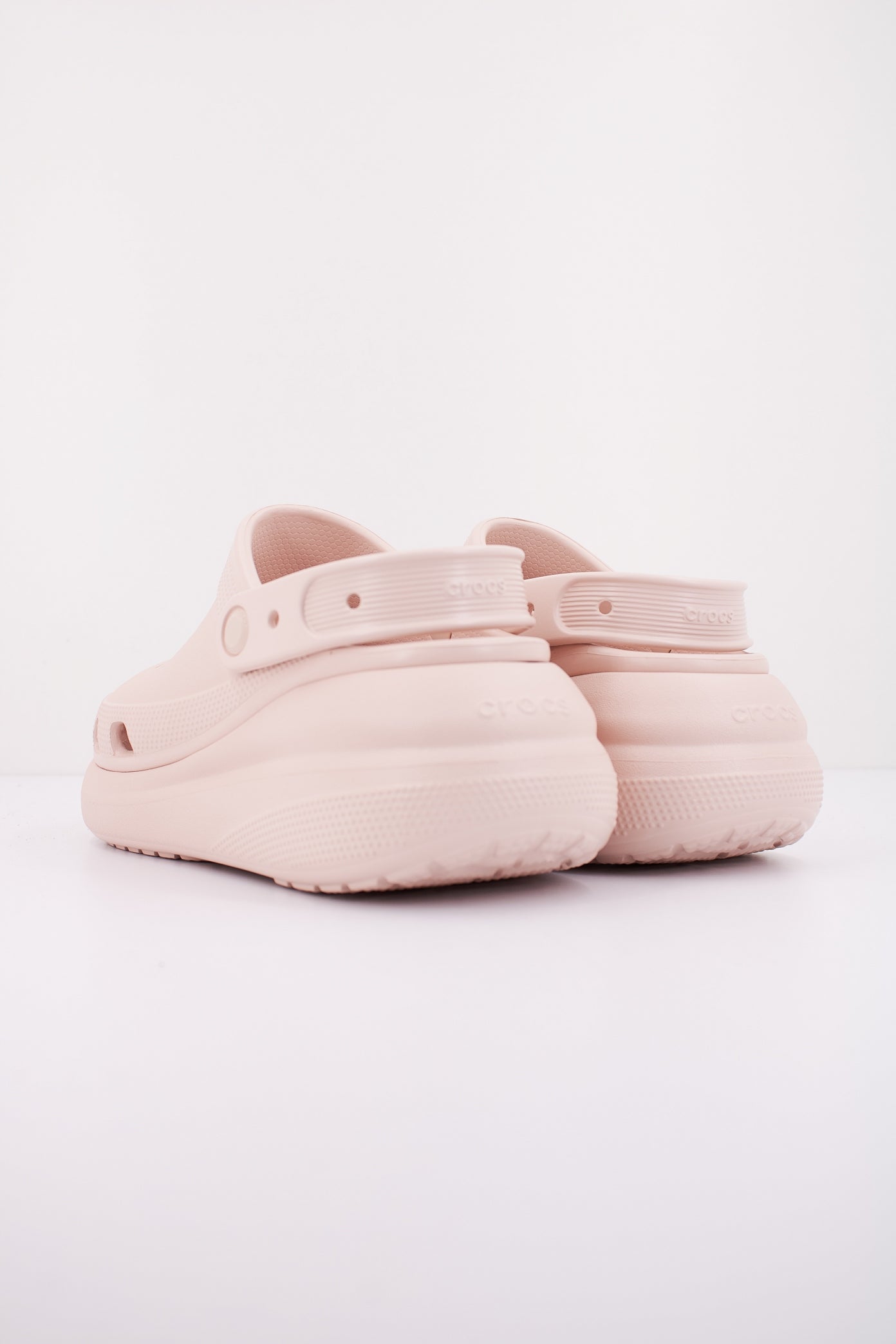 CROCS CRUSH CLOG en color NUDE  (3)