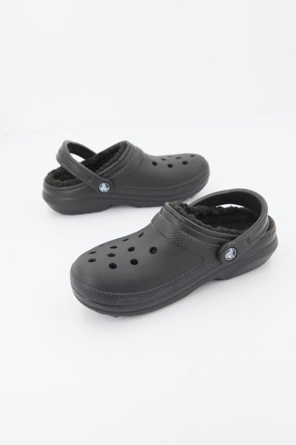 CROCS CLASSIC LINED CLOG en color NEGRO  (3)