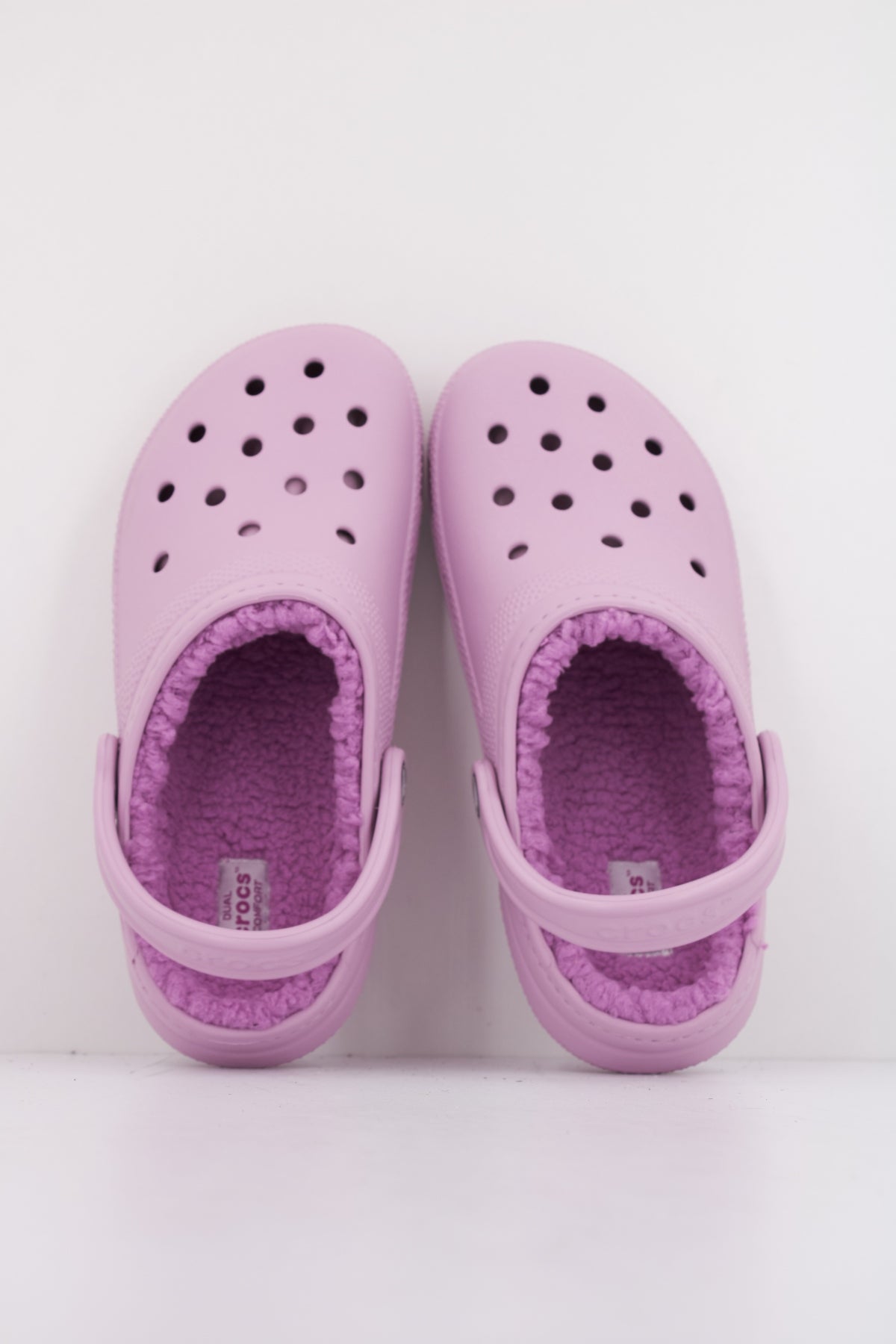 CROCS CLASSIC LINED CLOG en color ROSA  (3)