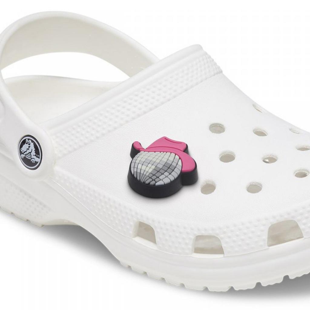 CROCS BOLA DISCO VAQUERA en color PLATA  (6)
