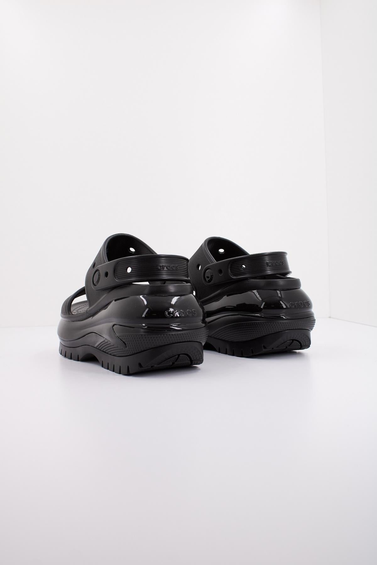 CROCS CLASSIC MEGA CRUSH SANDAL en color NEGRO  (3)