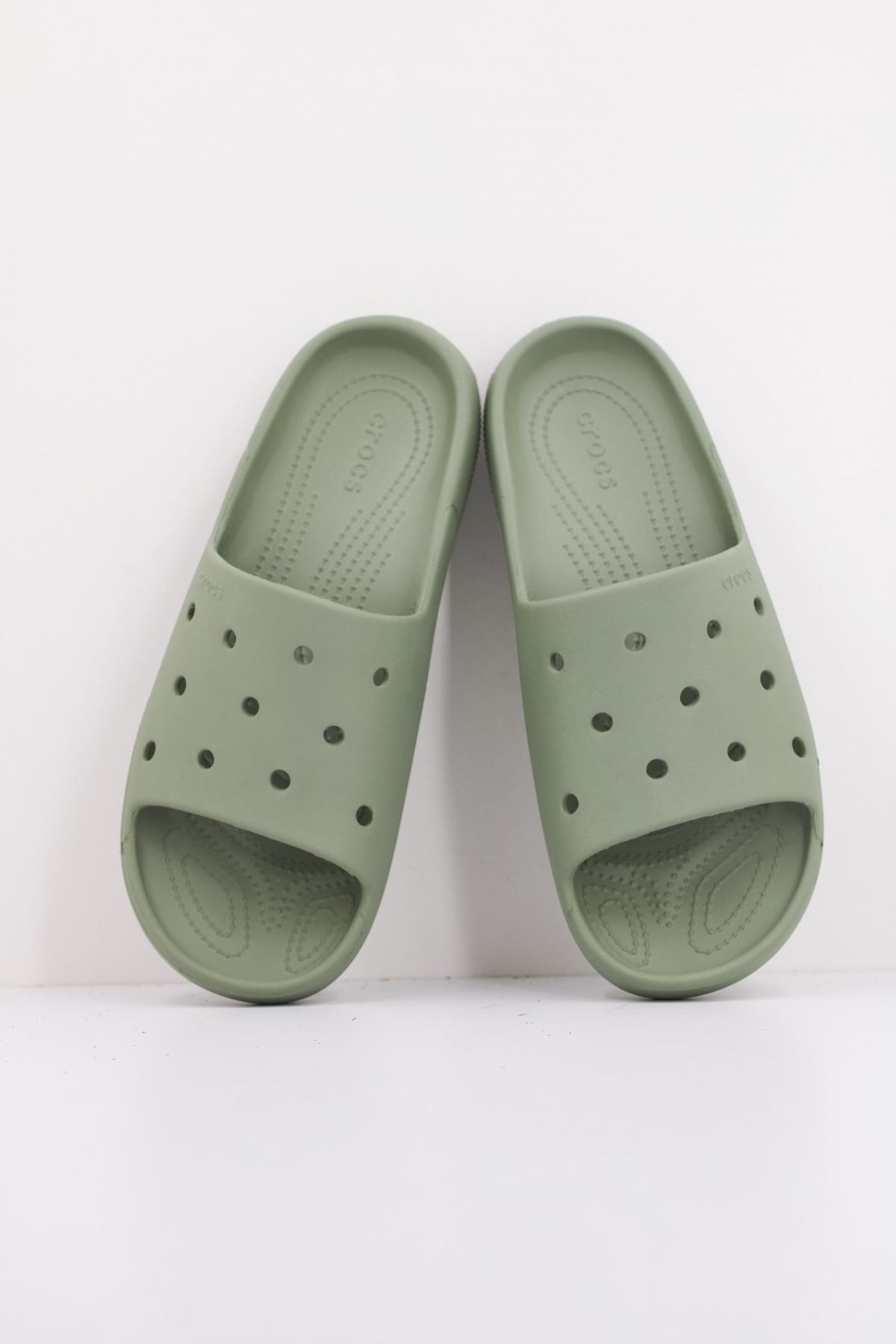 CROCS  CLASSIC SLIDE V U en color VERDE  (3)