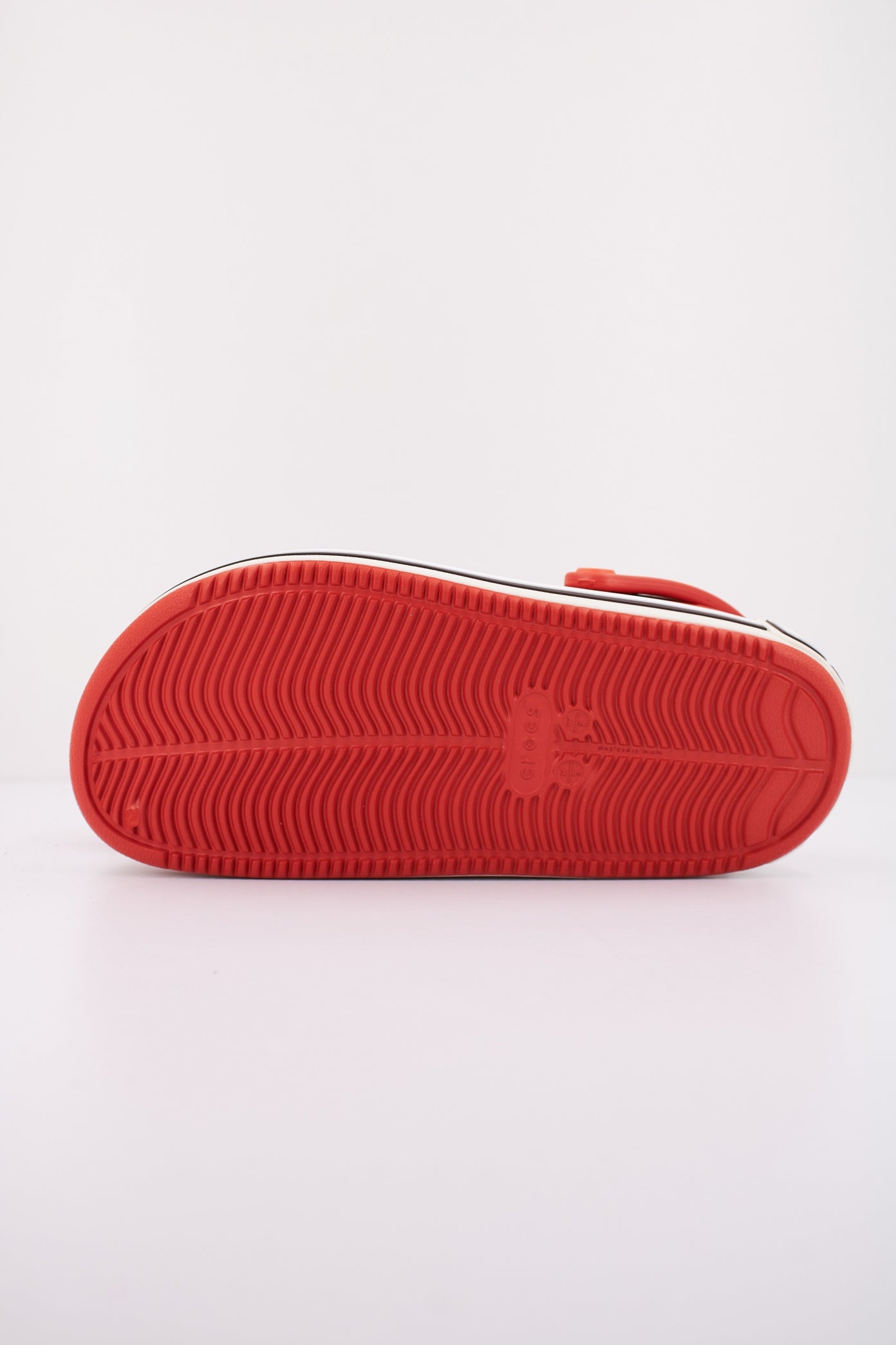 CROCS OFF COURT LOGO CLOG en color ROJO  (4)