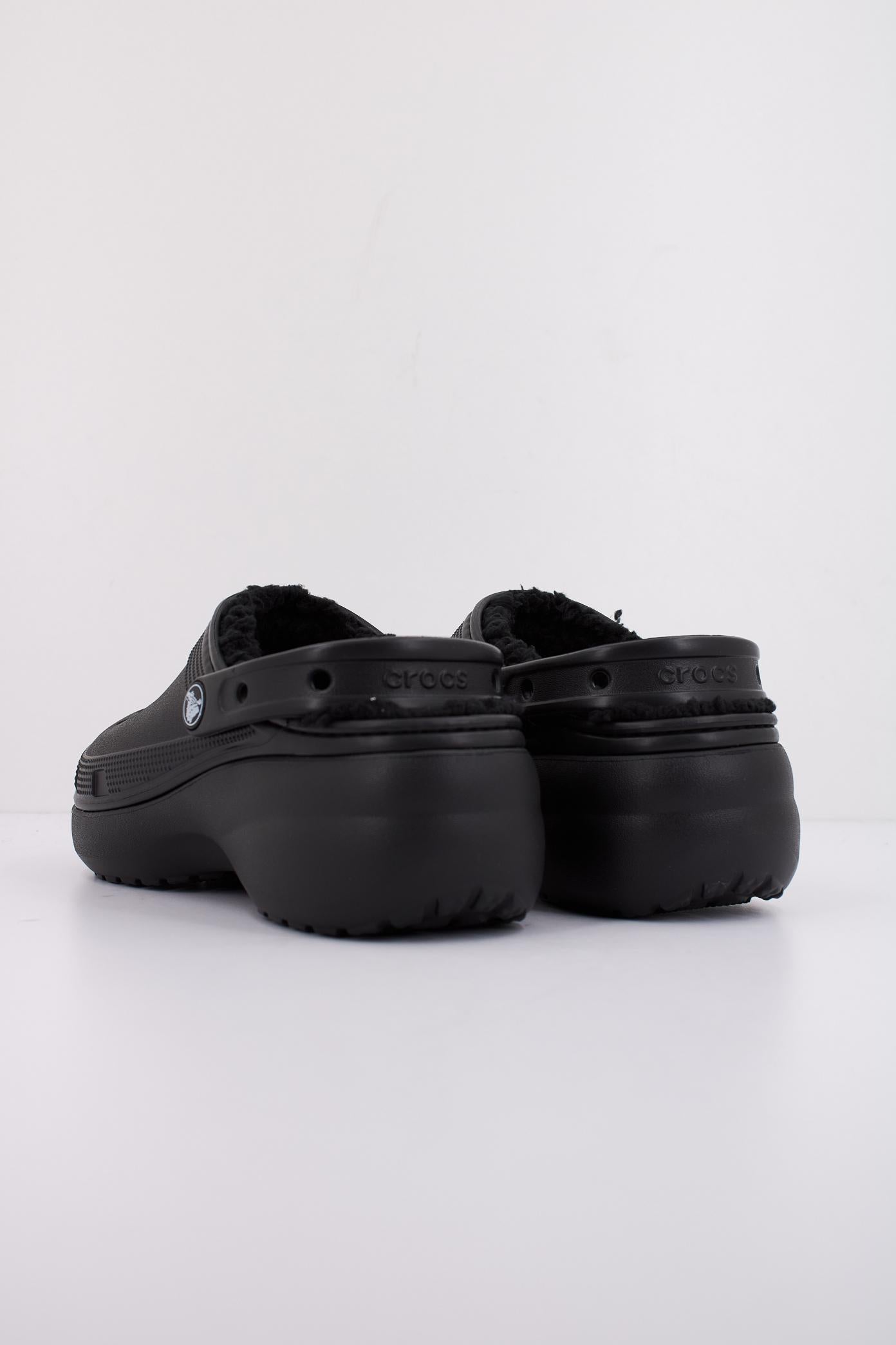 CROCS LINED CLOG en color NEGRO  (4)
