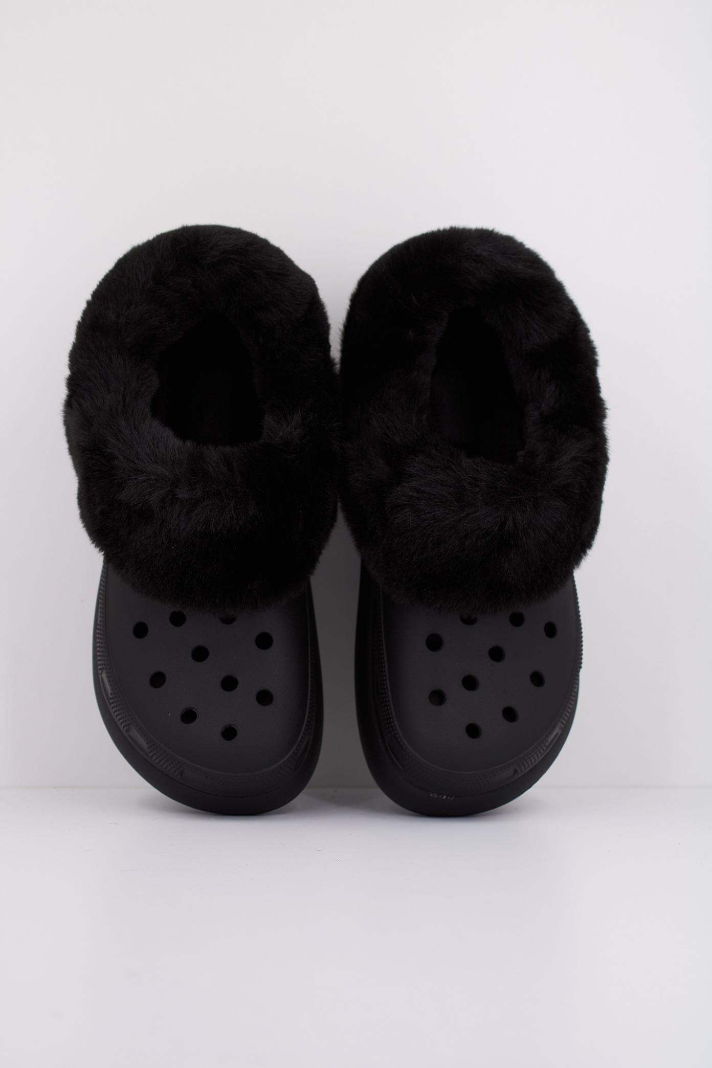 CROCS FUREVER CRUSH U en color NEGRO  (3)