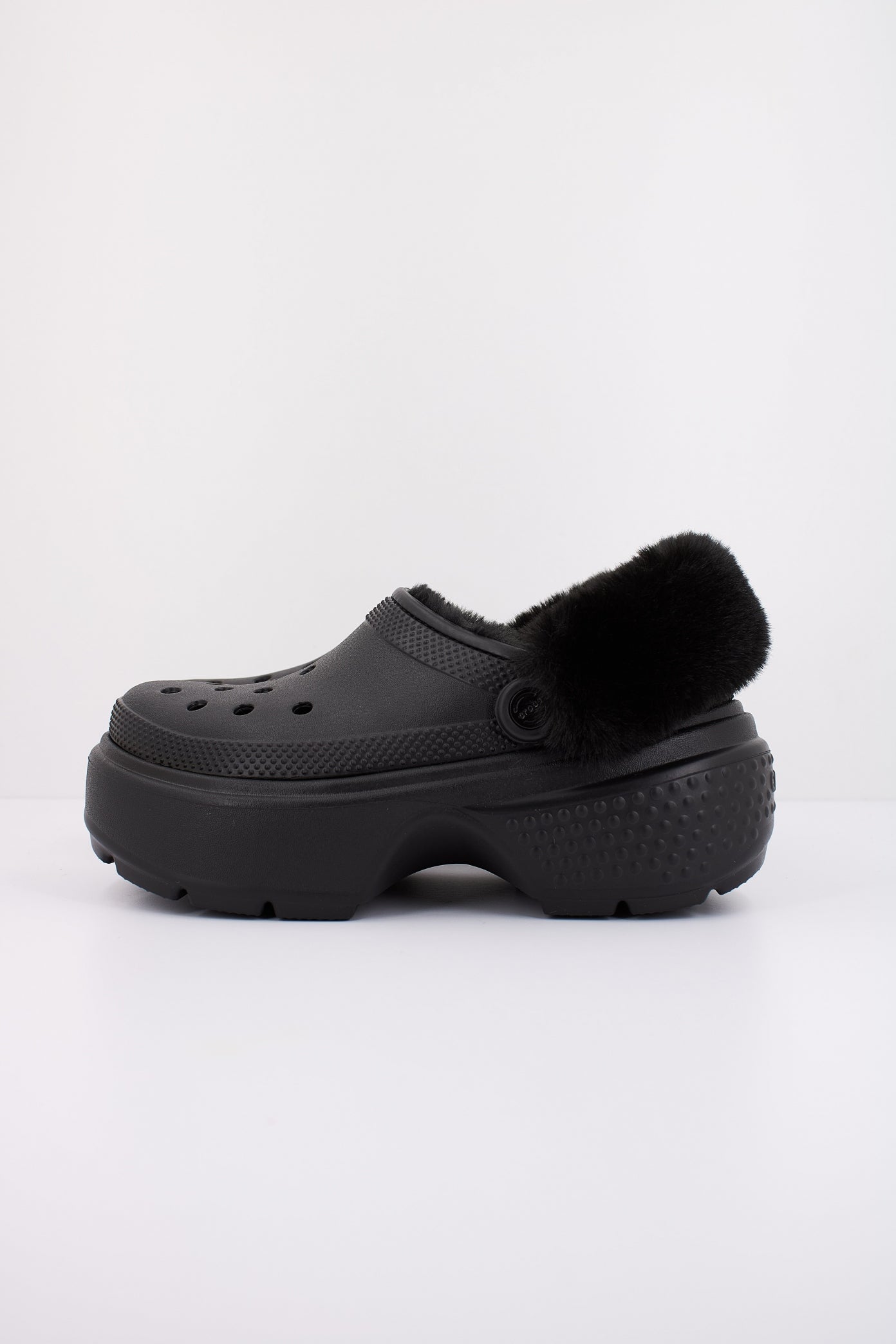 CROCS STOMP LINED CLOG en color NEGRO  (1)