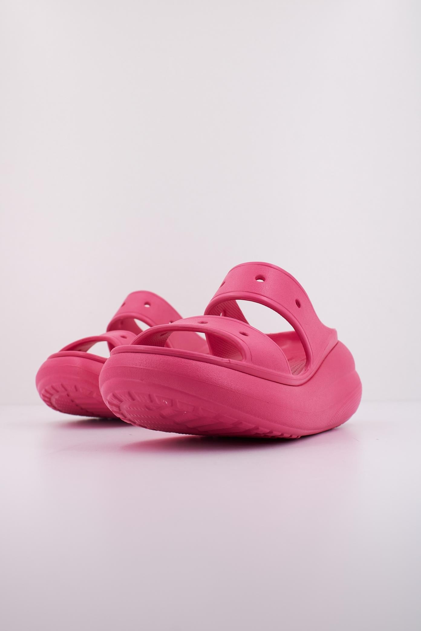 CROCS CRUSH SANDAL en color ROSA  (2)