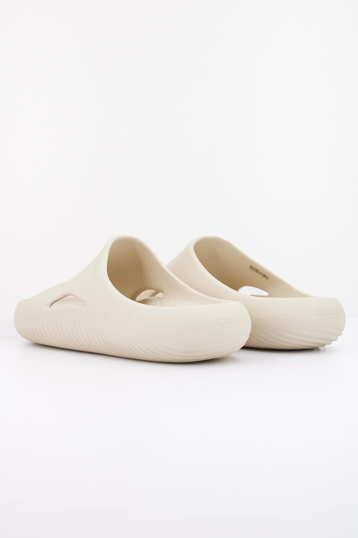 CROCS MELLOW RECOVERY SLIDE en color BEIS  (4)