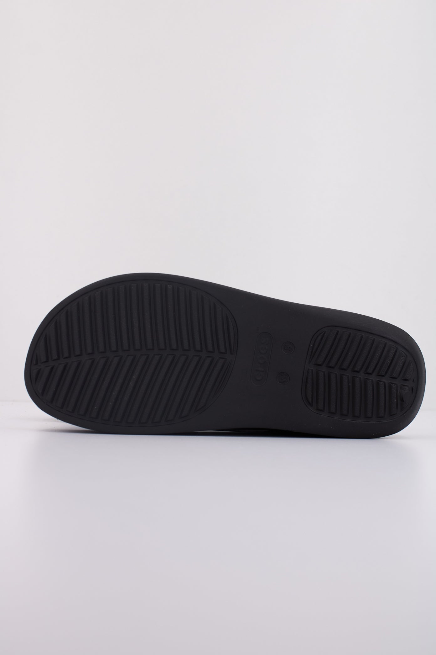 CROCS GETAWAY PLATFORM FLIP en color NEGRO  (5)