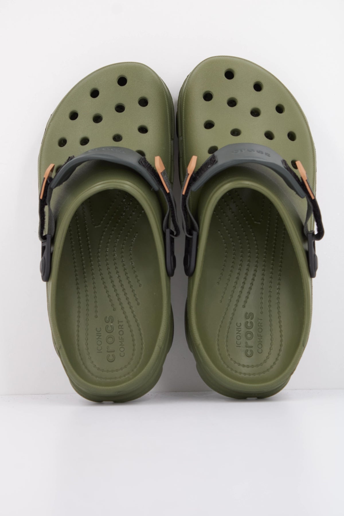CROCS ALL-TERRAIN CLASSIC en color VERDE  (3)