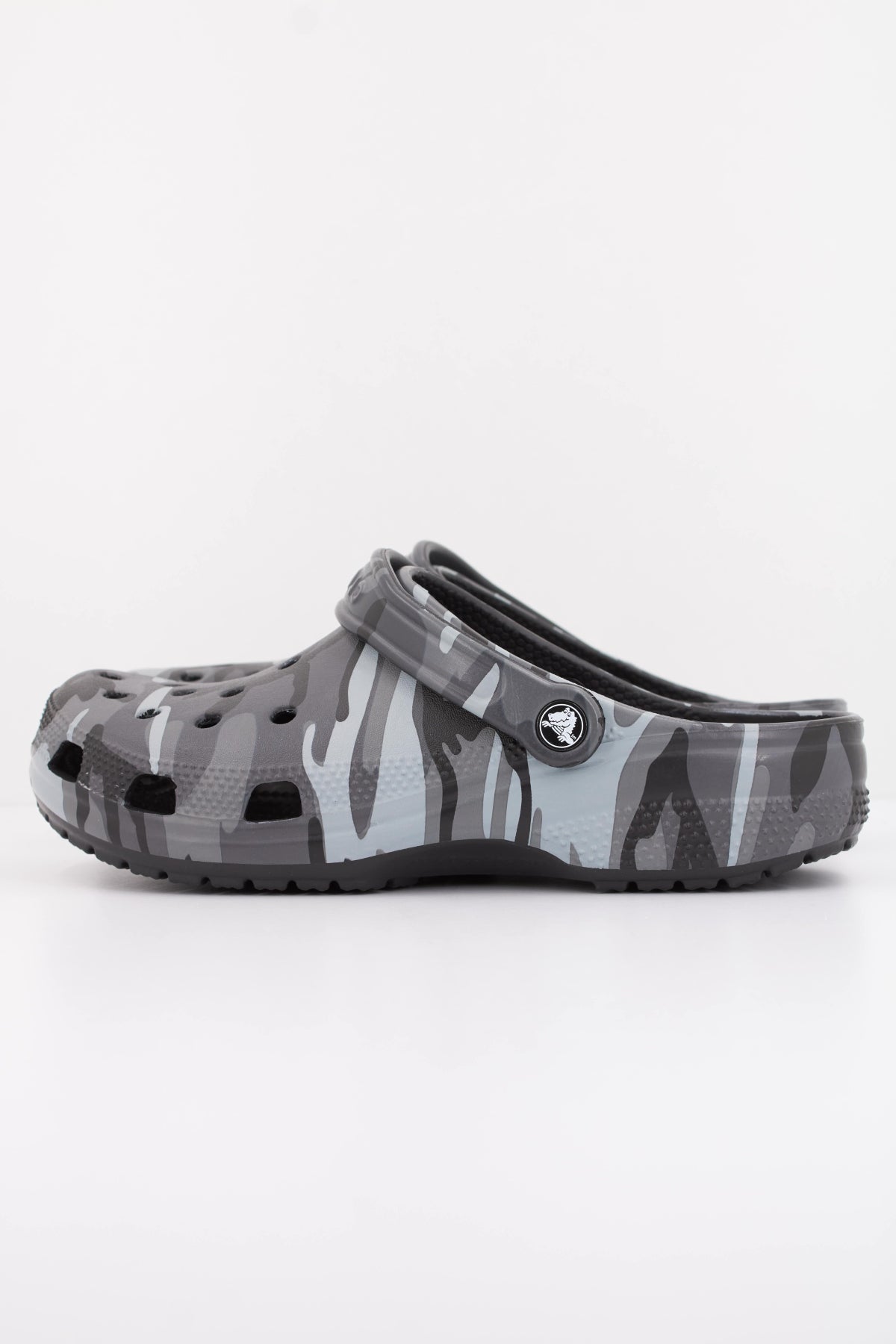 CROCS CLASSIC CAMOUFLAGE U en color VERDE  (1)