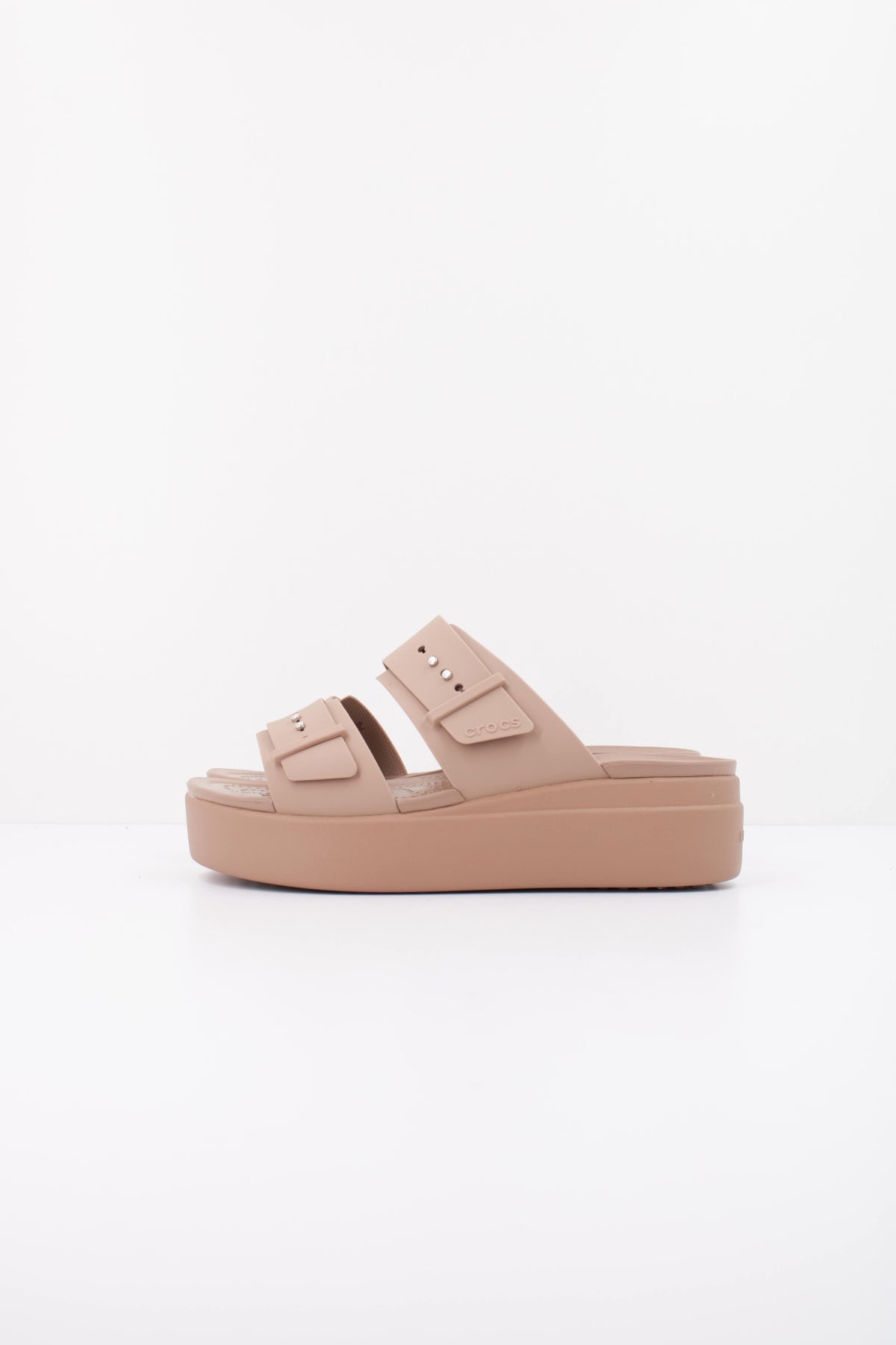 CROCS BROOKLYN W en color MARRON  (1)