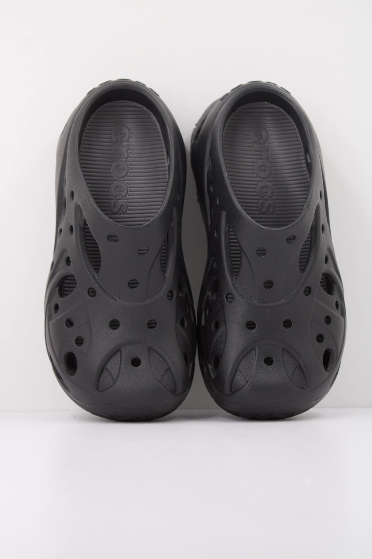 CROCS C  en color NEGRO  (3)