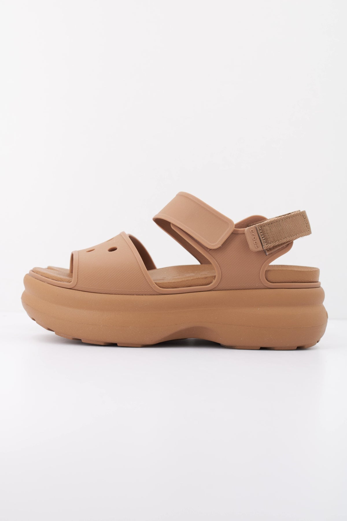 CROCS C en color MARRON  (1)