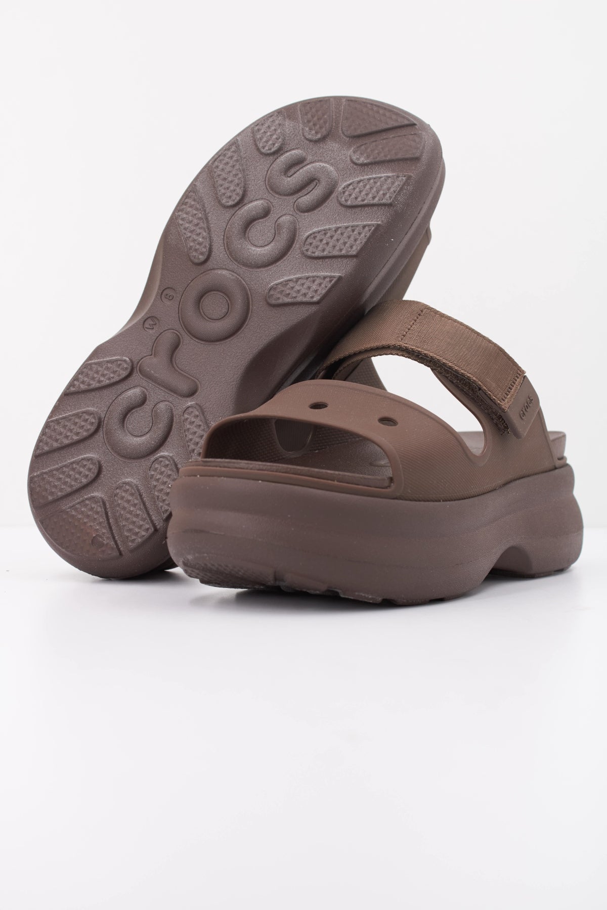 CROCS C en color MARRON  (5)