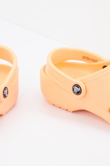 CROCS C CLASSIC U en color NARANJA  (3)