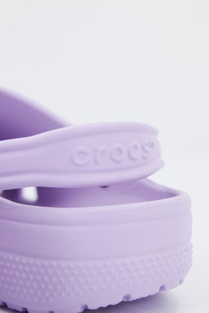 CROCS C CLASSIC U en color VIOLETA  (4)