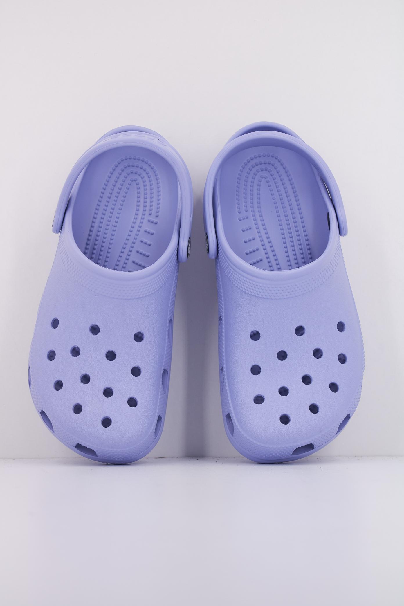 CROCS C CLASSIC U en color VIOLETA  (3)