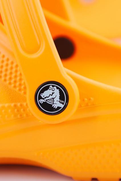 CROCS C CLASSIC U en color NARANJA  (4)