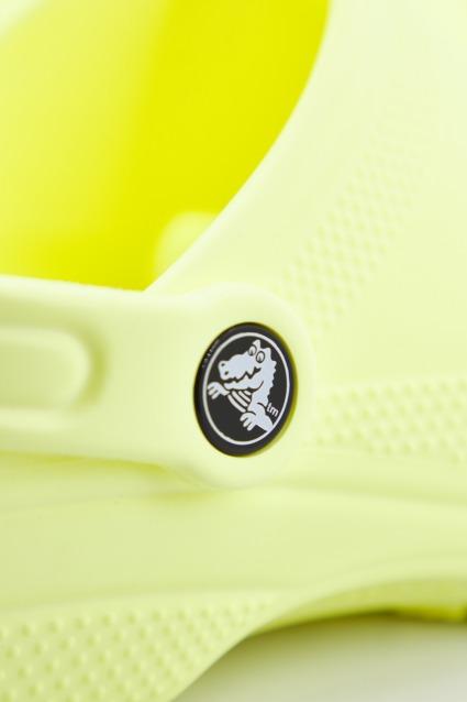 CROCS C CLASSIC U en color AMARILLO  (4)