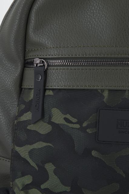 MUNICH  JUNGLE BACKPACK en color VERDE  (4)