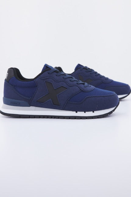 MUNICH DASH KID  en color AZUL  (2)