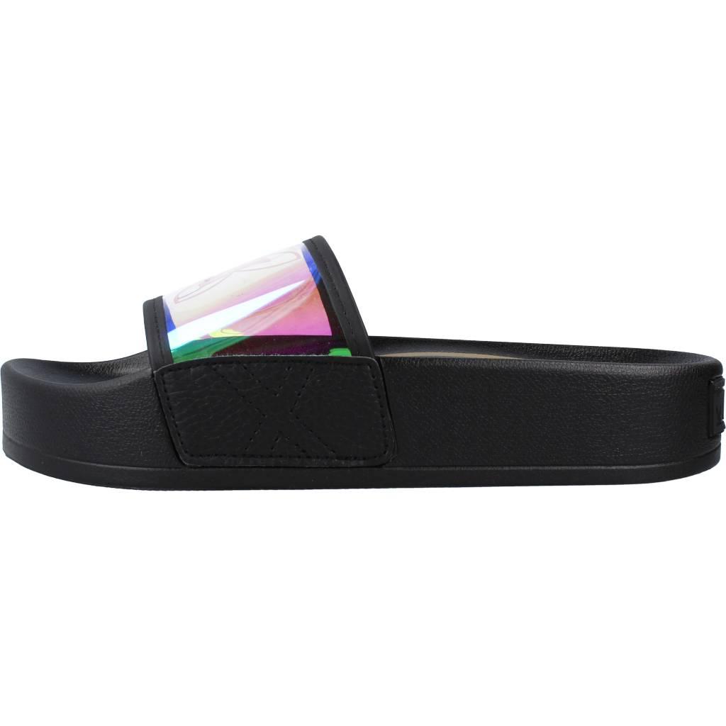 MUNICH PLATFORM SLIDER IRIDESCENT en color NEGRO  (2)
