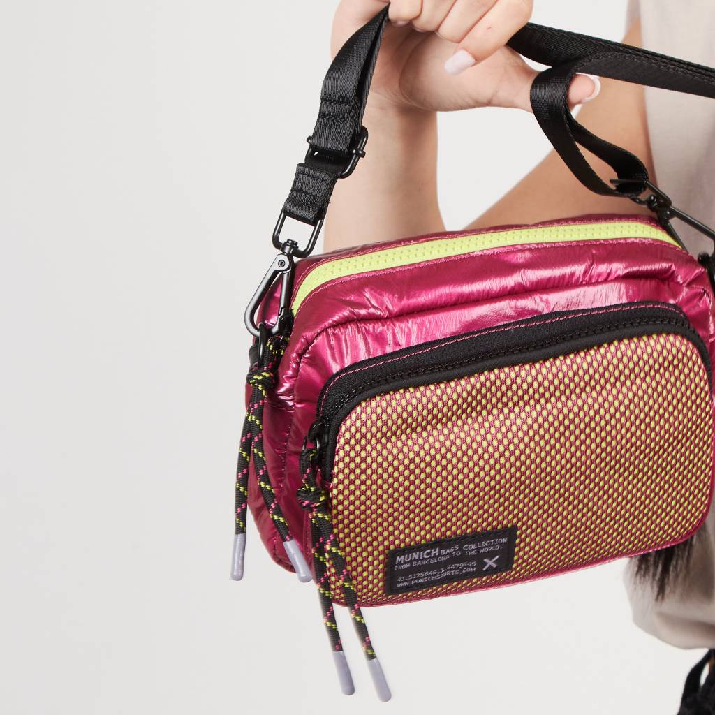 MUNICH M DEEP CROSSBODY en color ROSA  (6)