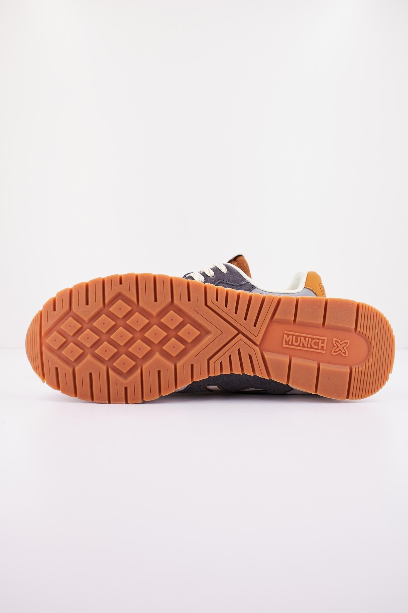 MUNICH DASH PREMIUM  en color GRIS  (4)