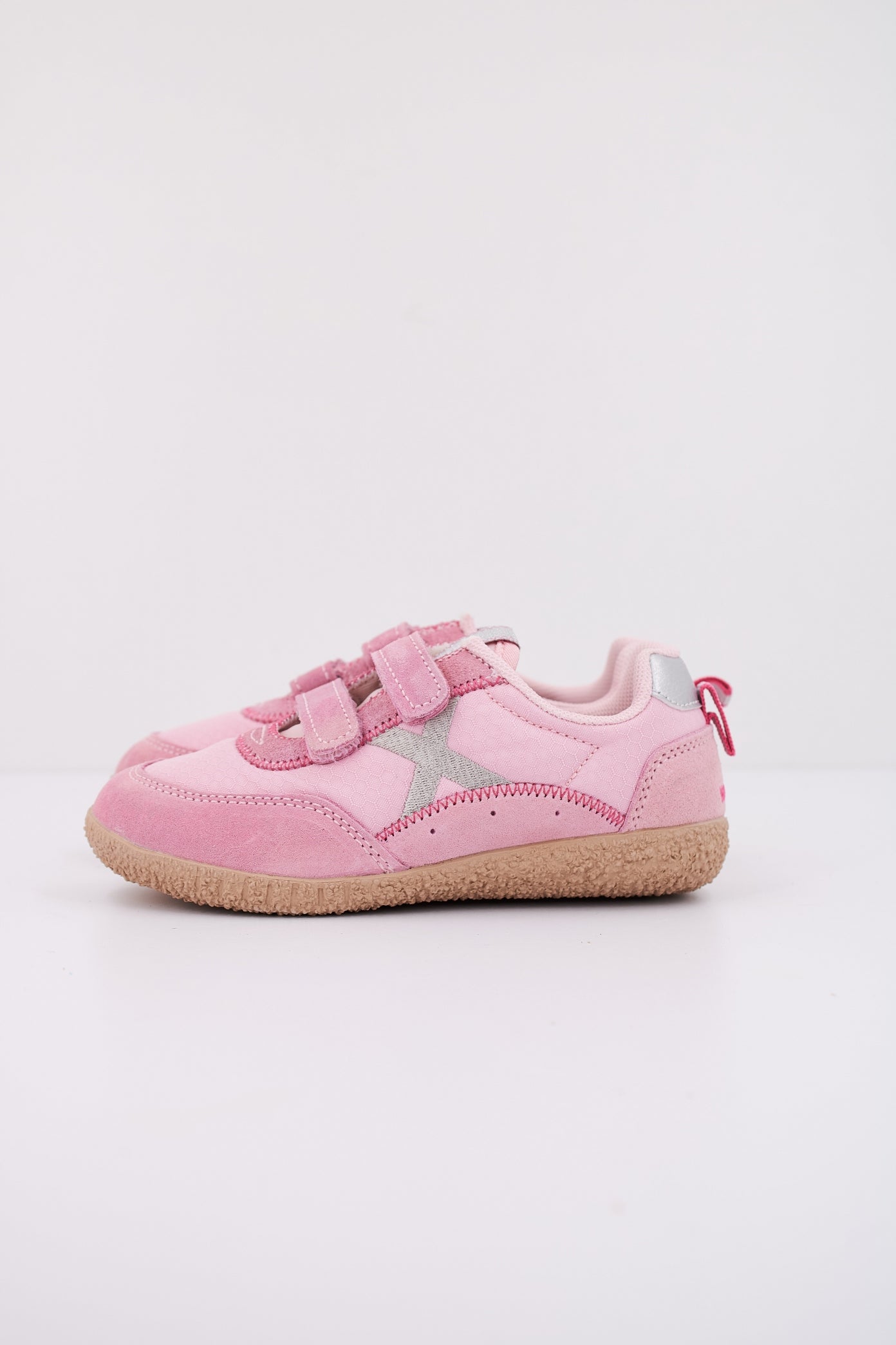 MUNICH BABY KODA  en color ROSA  (1)