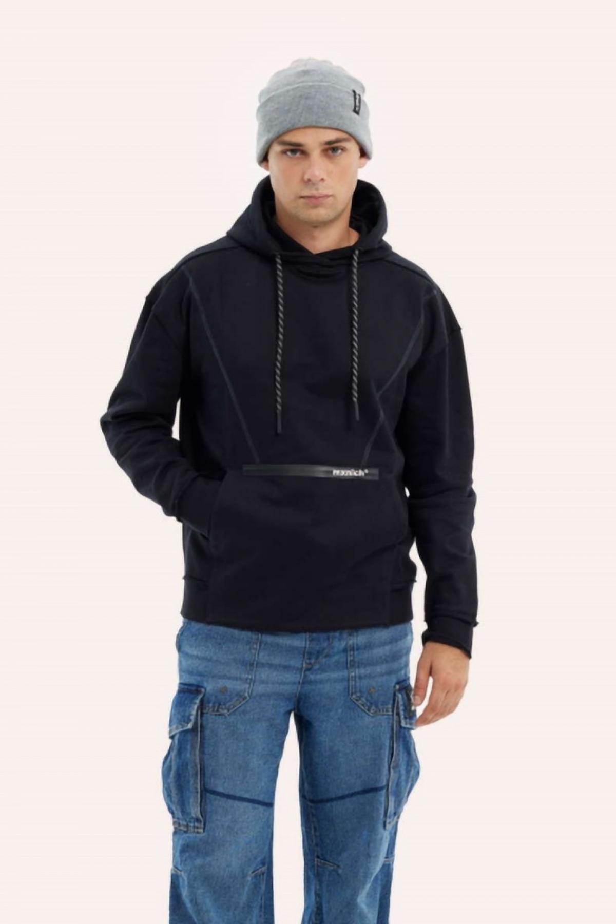 MUNICH HOODIE SPACE en color NEGRO  (1)