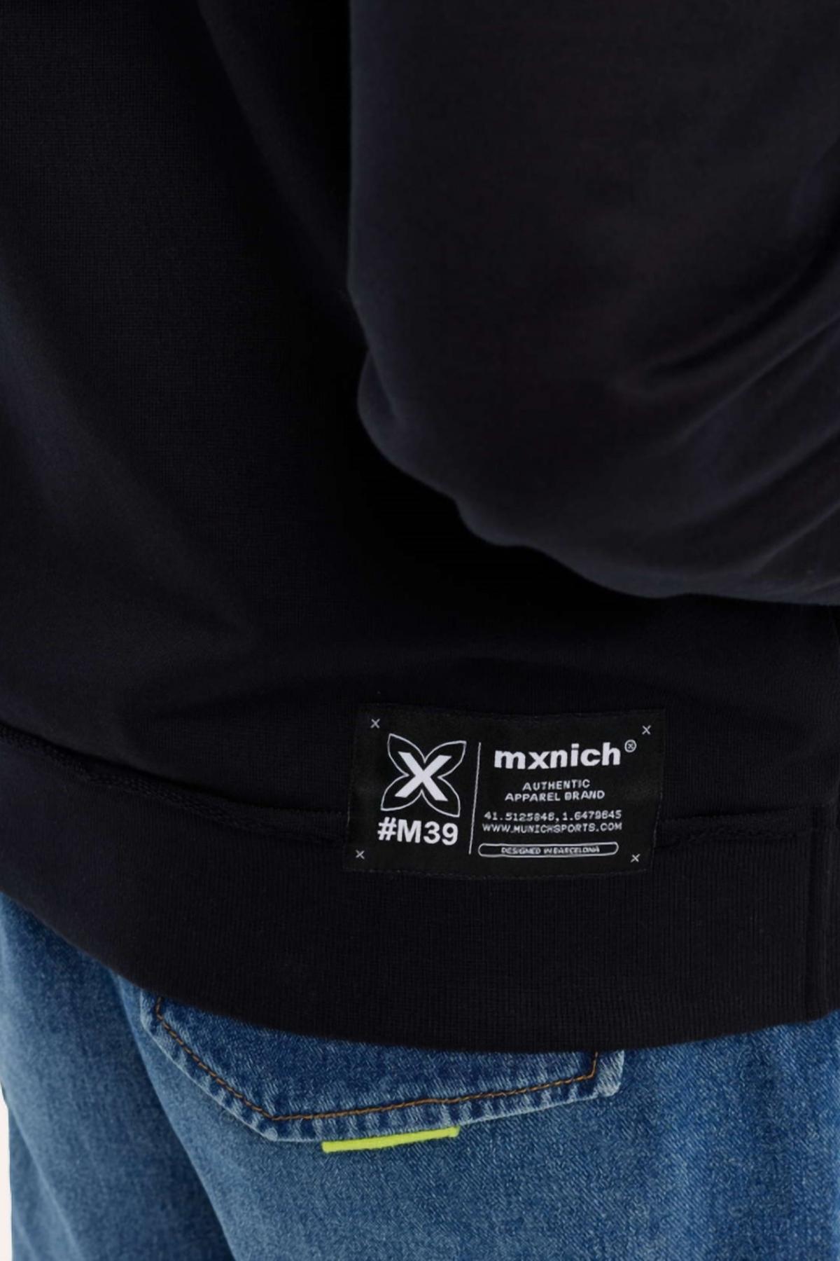 MUNICH HOODIE SPACE en color NEGRO  (4)