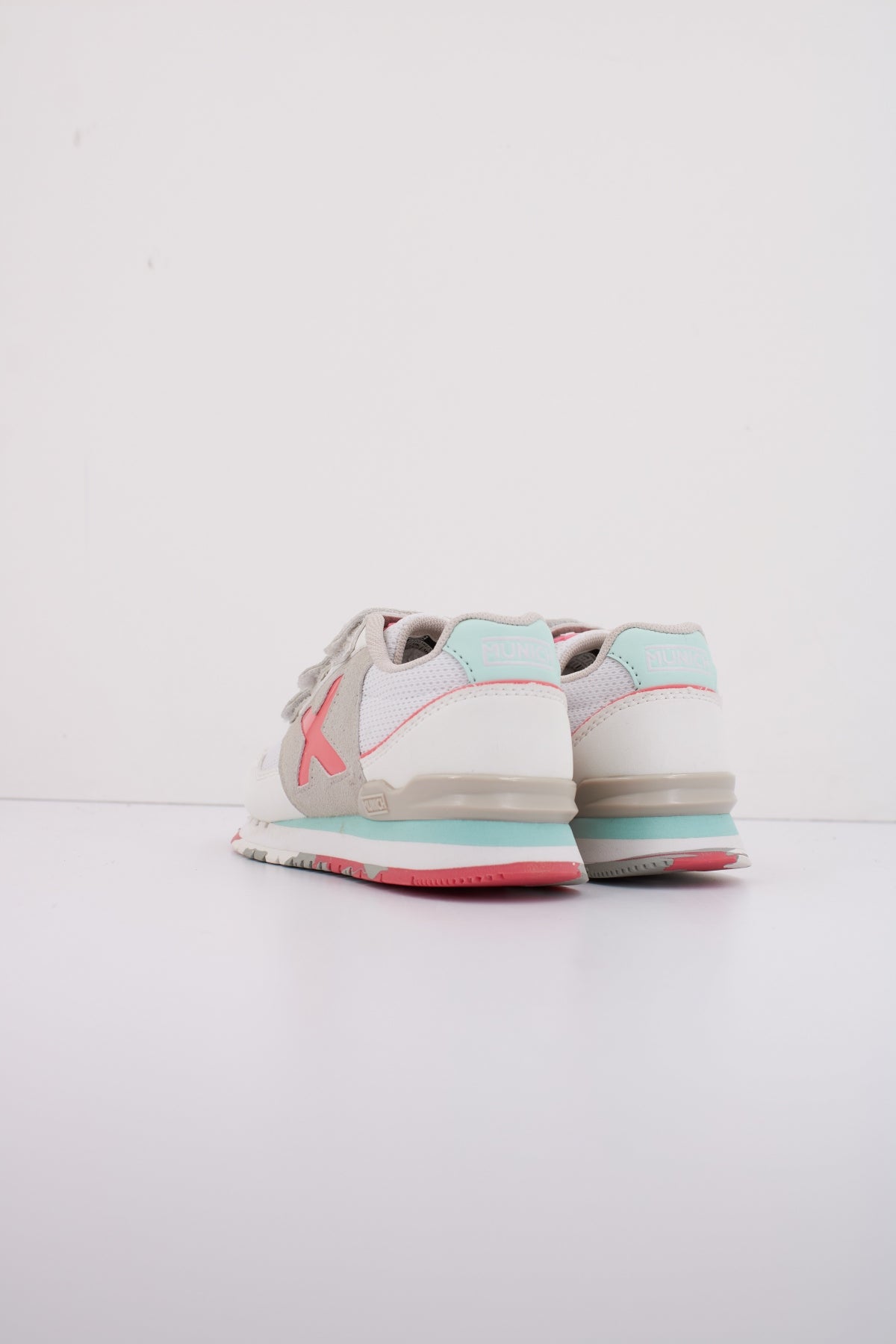 MUNICH DASH KID VSC  en color BLANCO  (4)