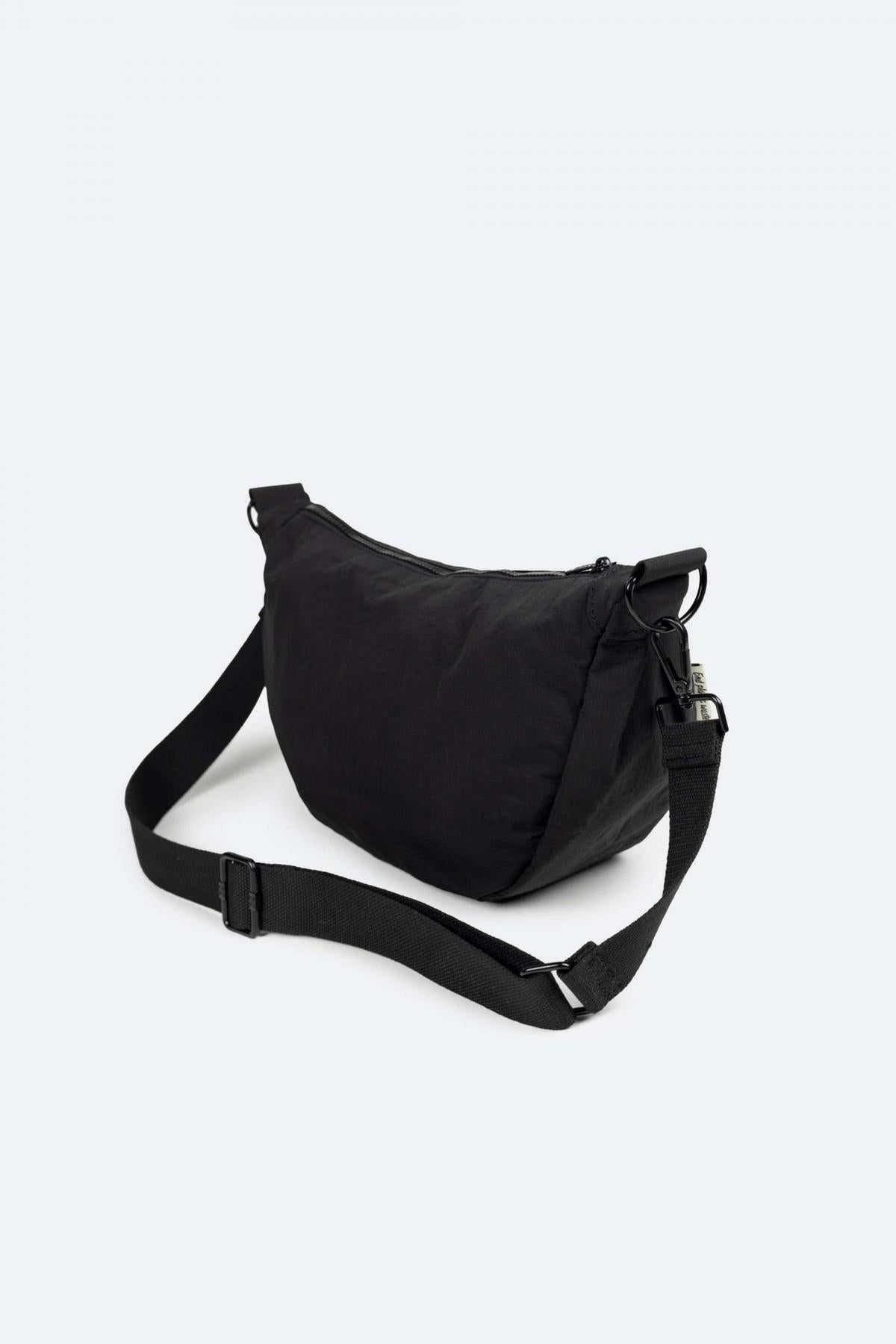 MUNICH  DEEP RECYCLED CROSSBODY BA en color NEGRO  (2)