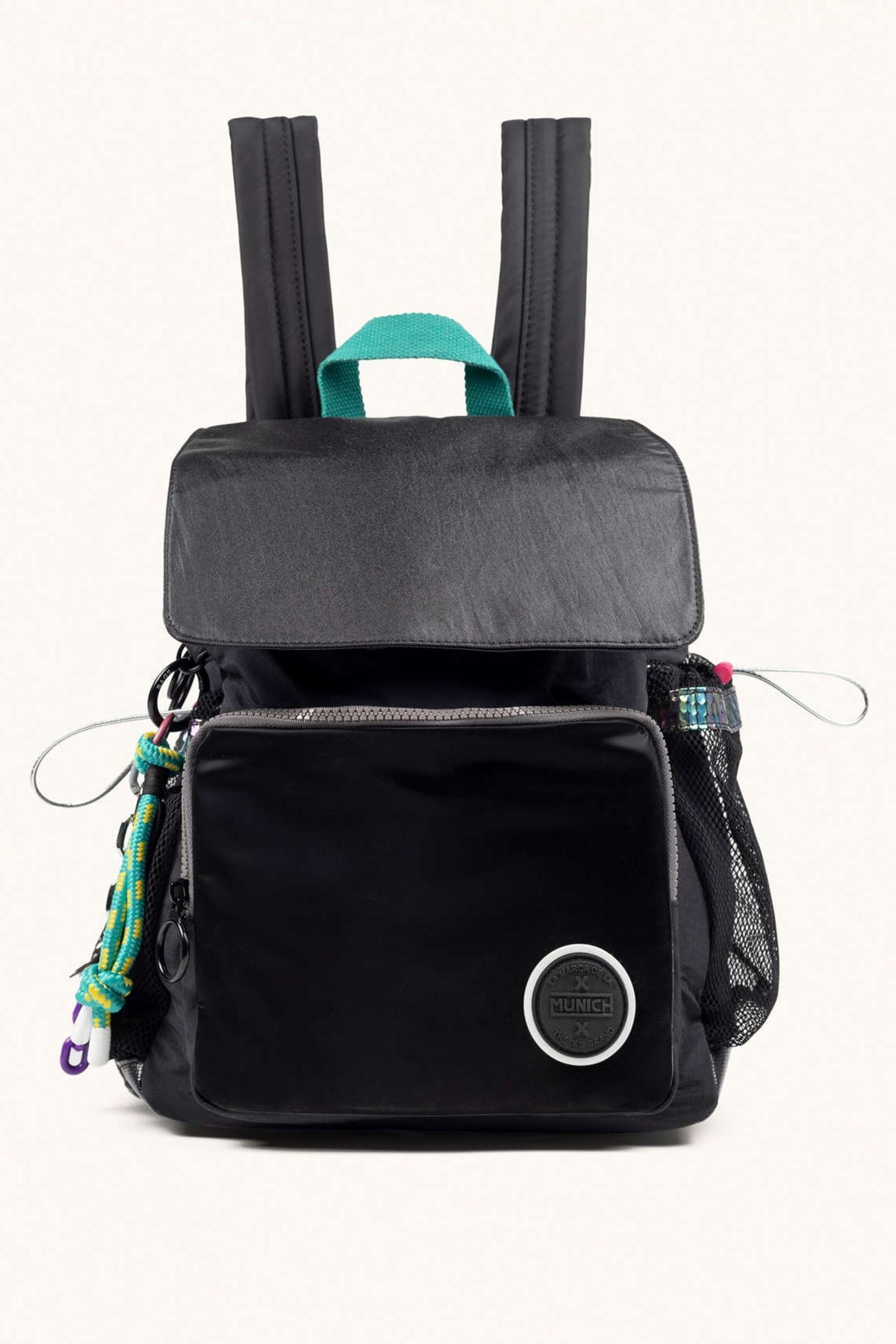 MUNICH DEEP RECYCLED FW BACKPACK en color NEGRO  (1)