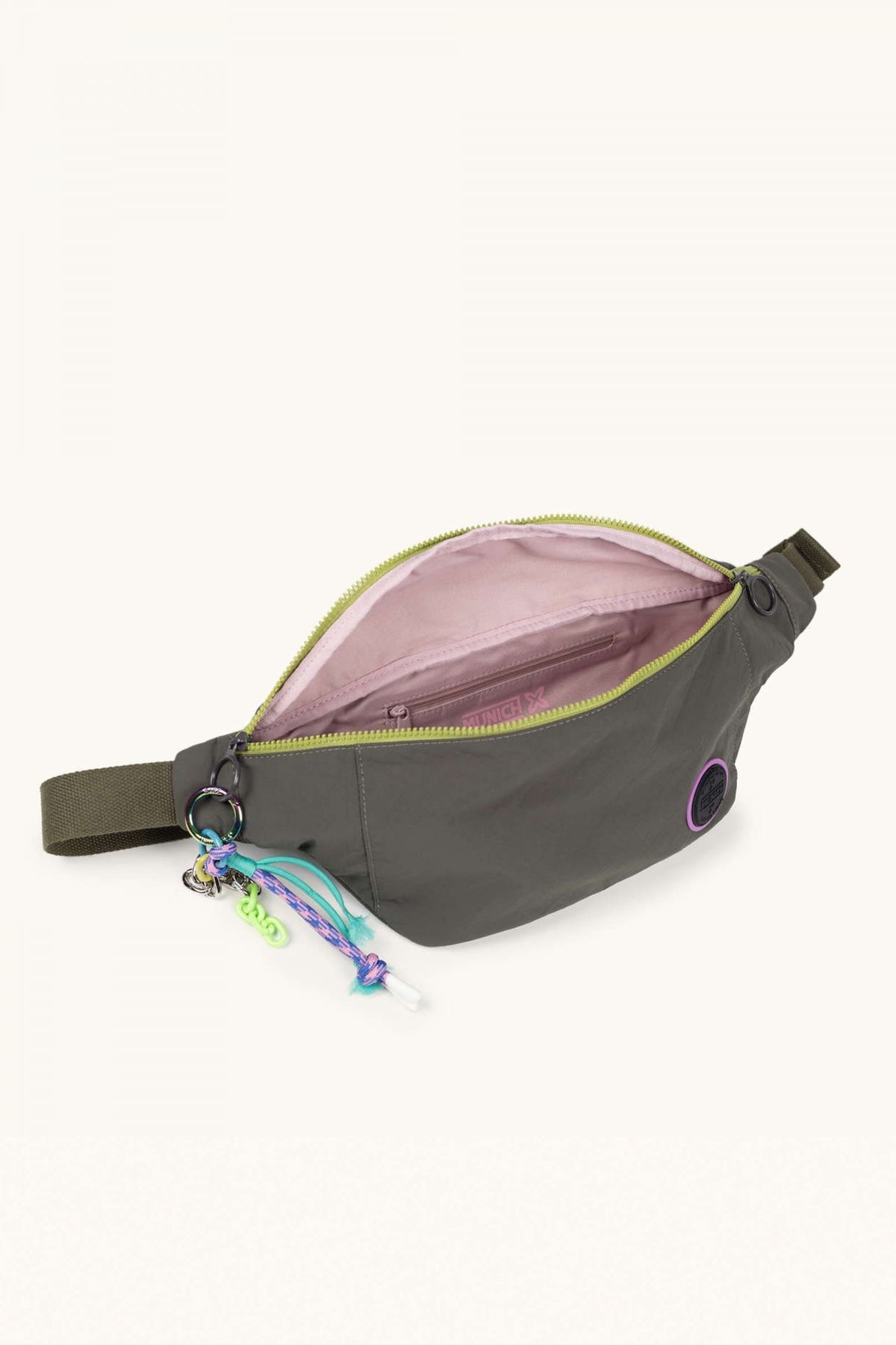 MUNICH DEEP RECYCLED FW FANNYPA en color VERDE  (3)