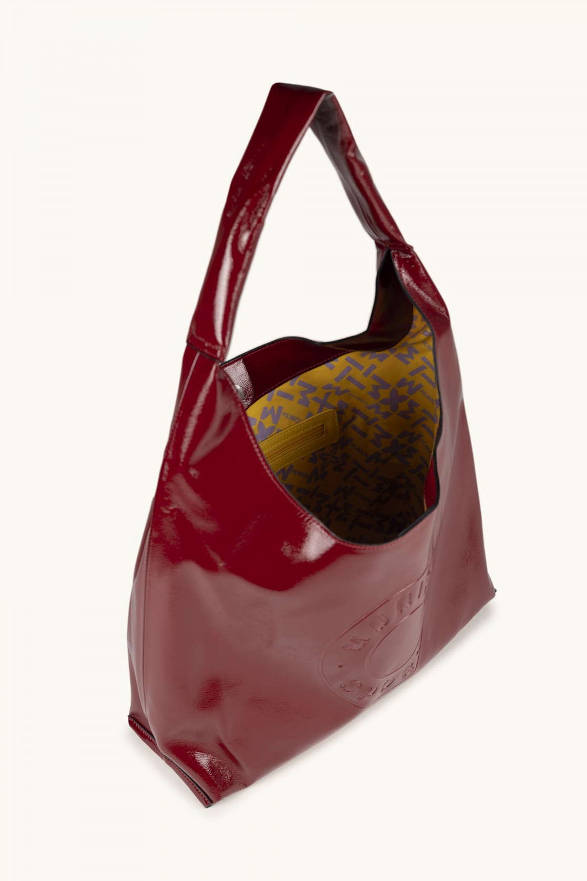 MUNICH MH FW HOBO en color ROJO  (3)