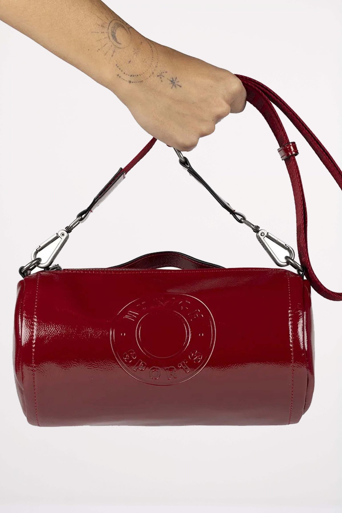 MUNICH CROSSBODY BARREL en color ROJO  (4)