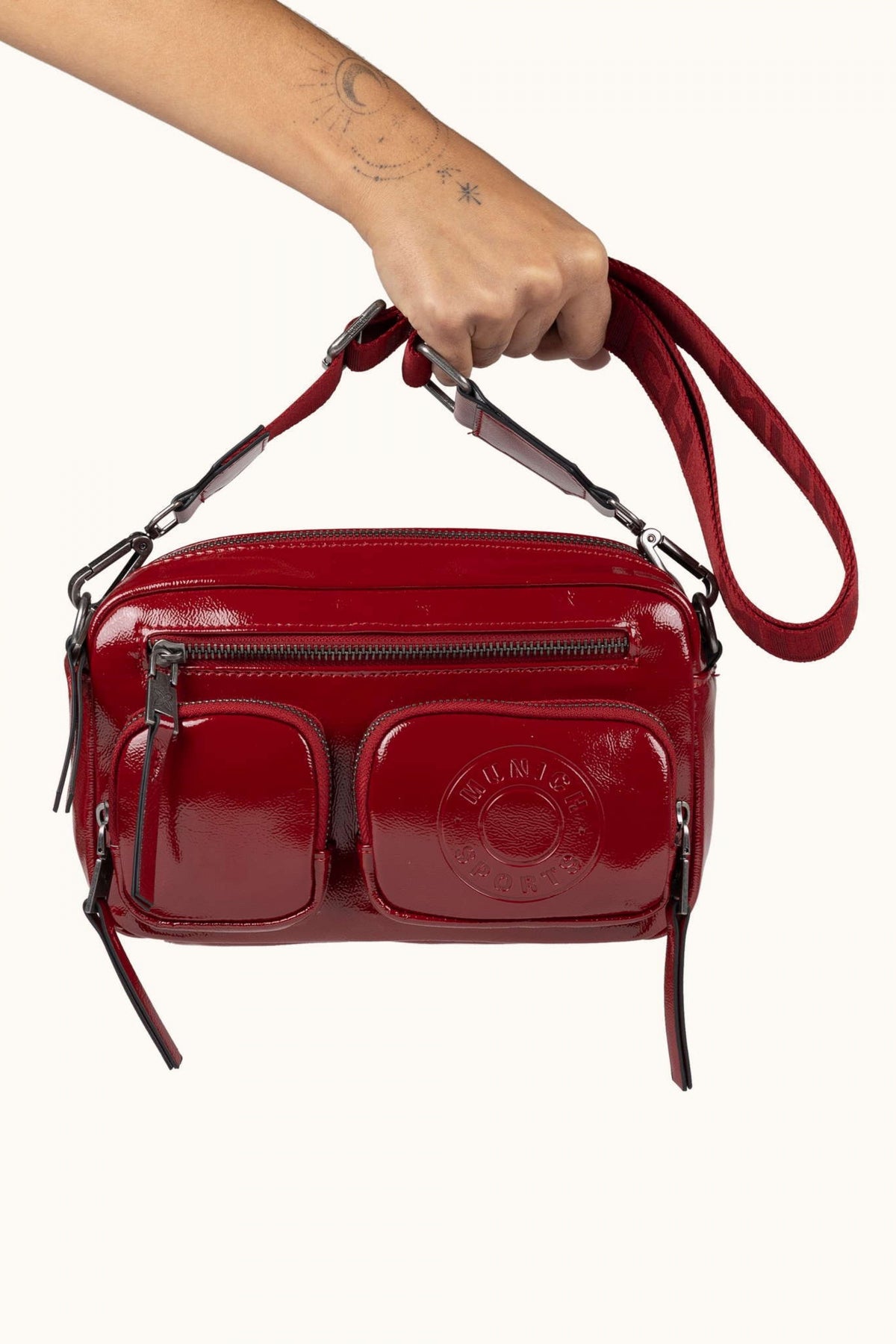 MUNICH MH FW CROSSBODY CAMERA en color ROJO  (4)