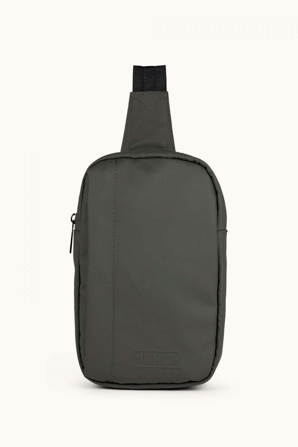 MUNICH PEAK RECYCLED FW CROSSBODY BACKPACK en color VERDE  (1)