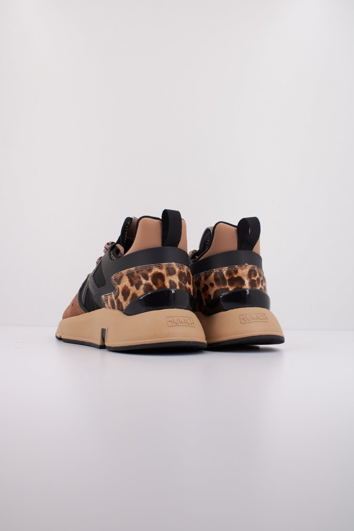 MUNICH CLIK WOMEN  en color NEGRO  (4)