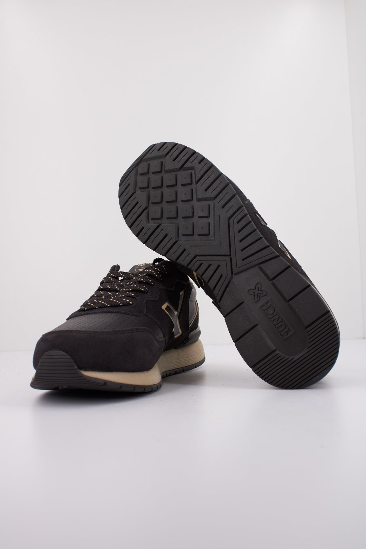 MUNICH DASH PREMIUM  en color BURDEOS  (5)
