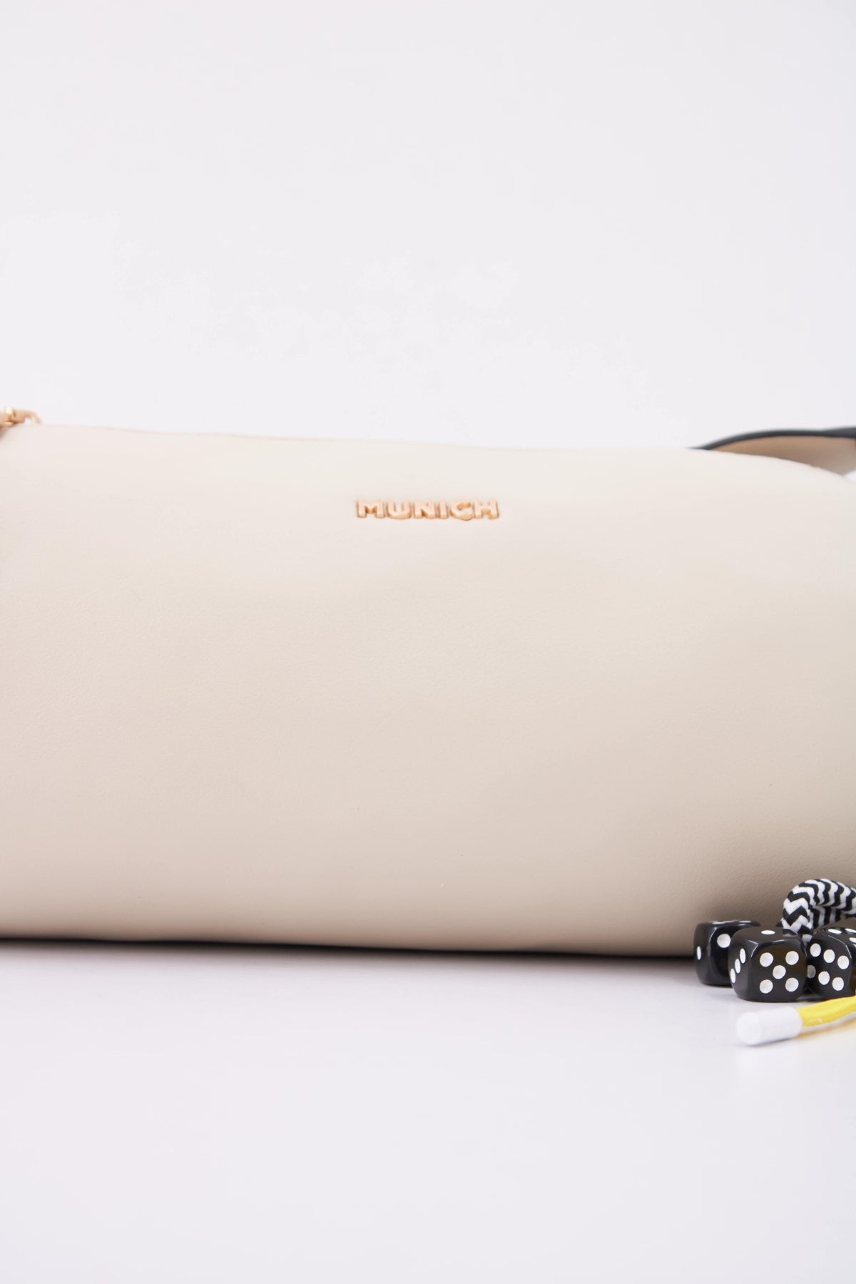 MUNICH CHARMS CROSSBODY BARREL en color BEIS  (2)