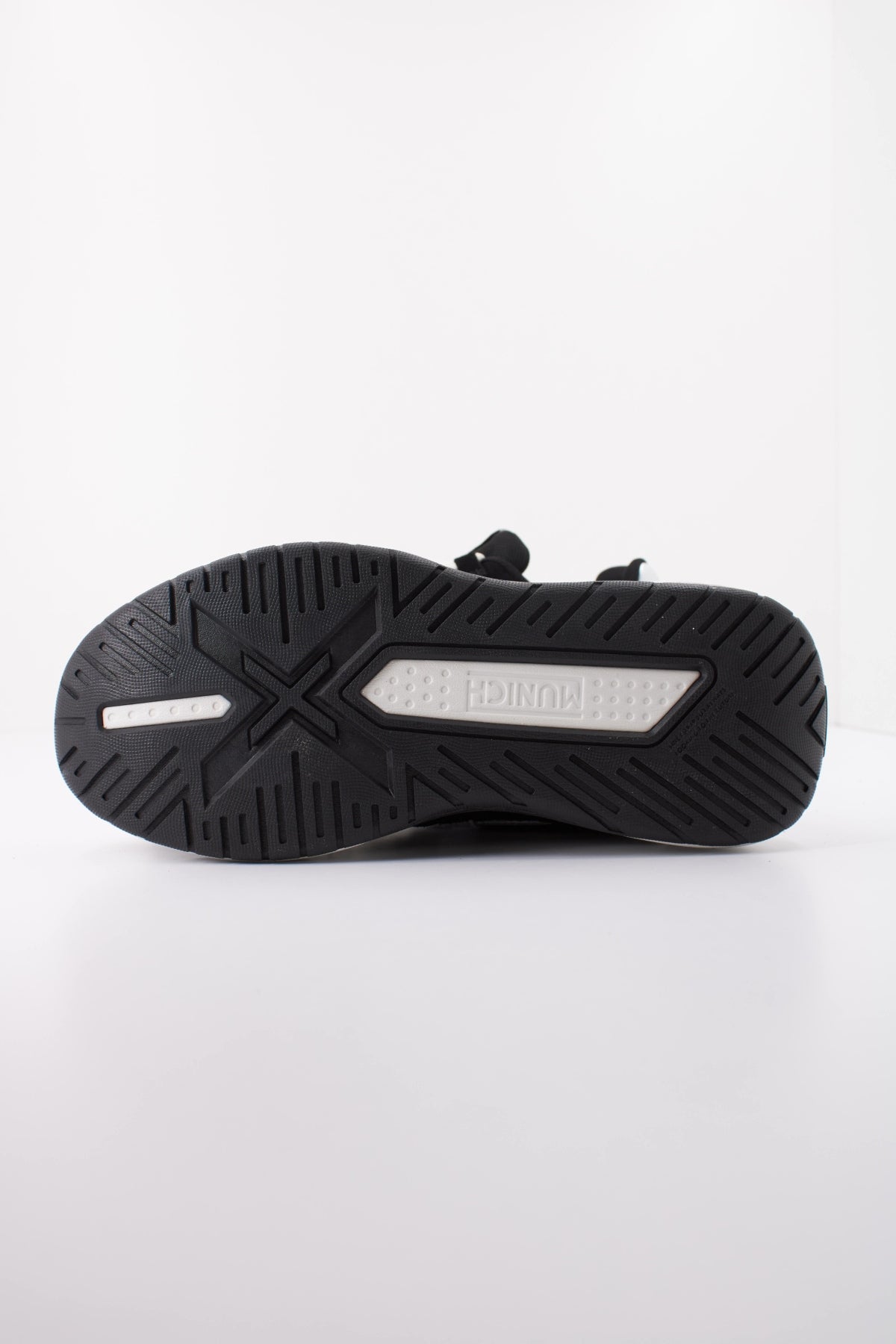 MUNICH M NEXA WMN  en color NEGRO  (5)