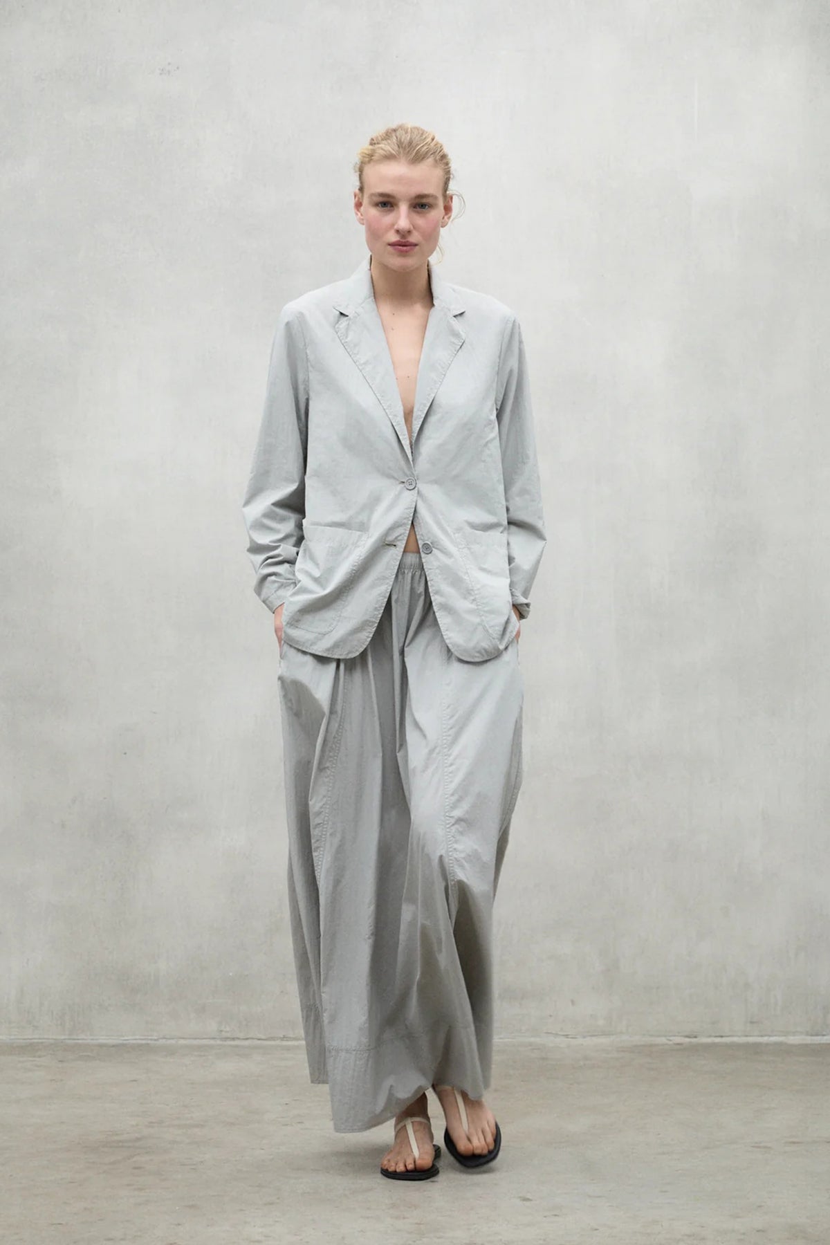 ECOALF SOLAROALF JACKET WOMAN en color GRIS  (4)